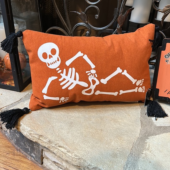 NWT Set of Halloween Skeleton Pillow and Skeleton Hanging Sign - Picture 2 of 5
